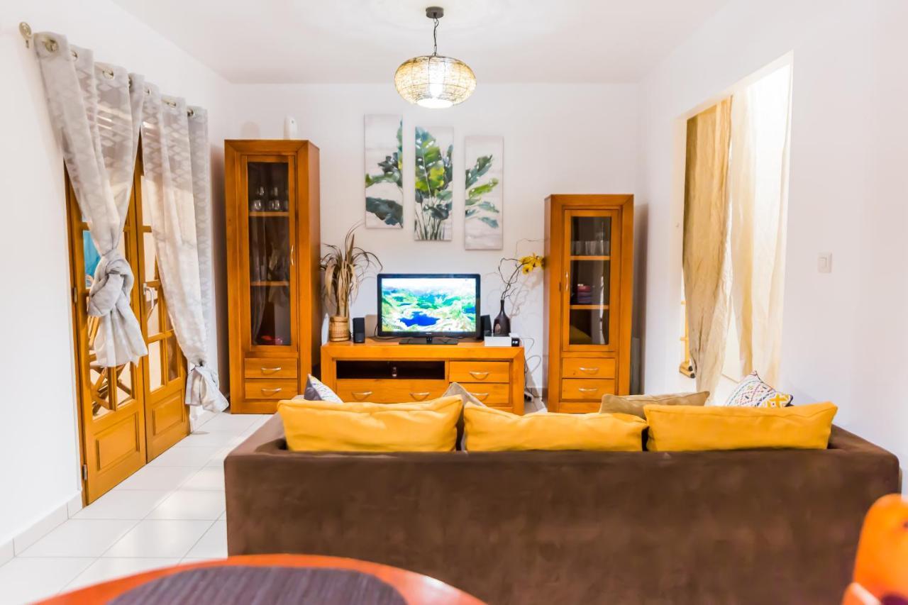 Villa A Rabica - Extrait De Cafe Pointe-Noire Buitenkant foto